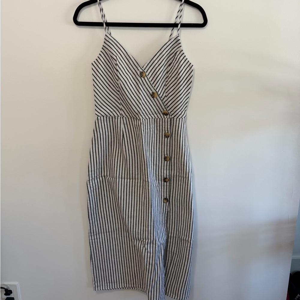 Abercrombie & Fitch Black and White Striped Midi Dress